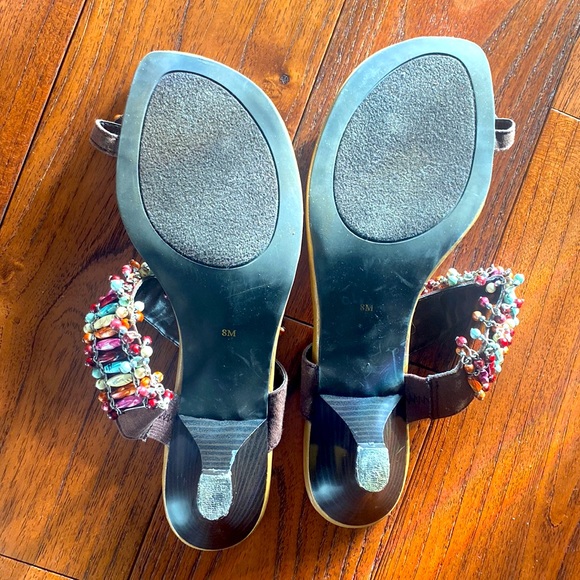 Pair of boho chic Ann Marino sandals - Picture 2 of 4